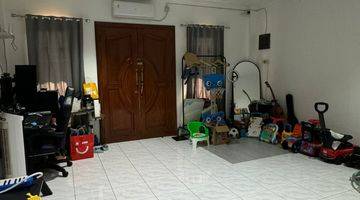 Gambar 2 Jual Bu Rumah 2Lt 10x19 7+1KT Semi Furnish di Pekojan Tambora