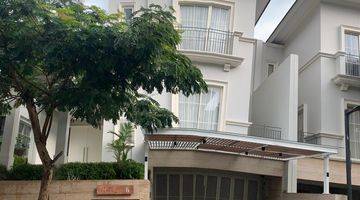 Gambar 1 South Grove townhouse mewah Lebak Bulus masih ada 4 unit lagi