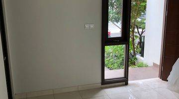 Gambar 5 Dijual Rumah 2 Lantai Murah di Cluster Burgundy Summarecon Bekasi