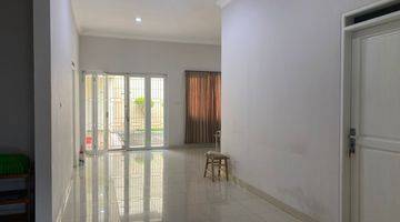 Gambar 1 Disewakan Rumah Semi furnished Siap Huni Di Taman holis Indah Bandung 