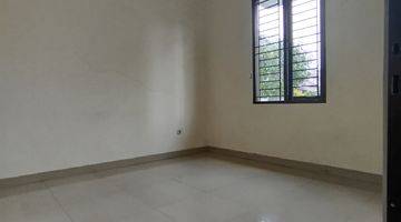 Gambar 4 Dijual Rumah Bagus 2 Lantai Di Batununggal Indah Bandung