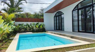 Gambar 2 Two Bedrooms Modern Style Villa For Rent Yearly At Pererenan 