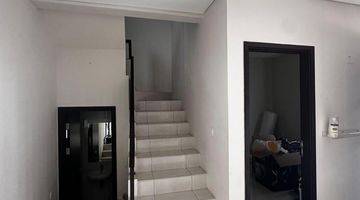 Gambar 5 Rumah Dijual Kondisi Bagus di Cluster Buenos Aires Delatinos Bsd