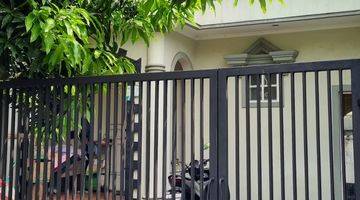 Gambar 1 Dijual Rumah Permata Buana 144m2 Depan Taman Umum Shm