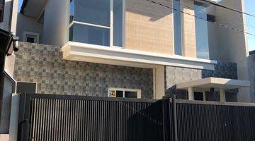 Gambar 1 Dijual Rumah Baru Gress Babatan Mukti Wiyung
NEW 100% 