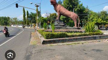 Gambar 3 Rumah besar Pinggir Jln Raya Utama Bulak, Nambangan, Wonogiri