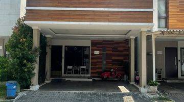 Gambar 2 Rumah 2,5Lantai Cluster Prestigia The Eminent Bsd City