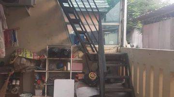 Gambar 4 Di jual rumah 2 lantai di pinang Tangerang Banten 