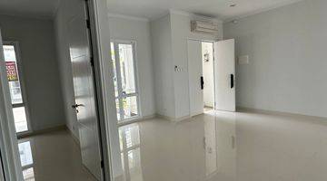 Gambar 5 Jual Cepat Rumah American Classic Modern Pasadena Paramount, Gading Serpong