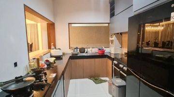 Gambar 5 Dijual Rumah 2 Lantai Furnished Cluster Carribean Delatinos 