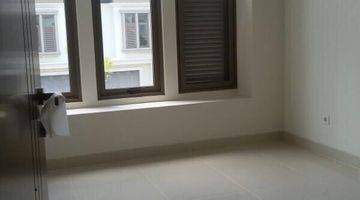 Gambar 2 Dijual Rumah 2 Lantai Dekat Clubhouse, Luxmore Greenwich, Bsd