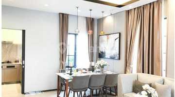 ruang makan dijual cepat rumah 3 lantai