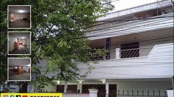 Gambar 1 Jual Rumah 3 Lantai di Jl. Raya Dukuh Kupang , Surabaya