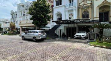 Gambar 1 rumah 3 lantai furnished disewakan jalan mustang medan polonia