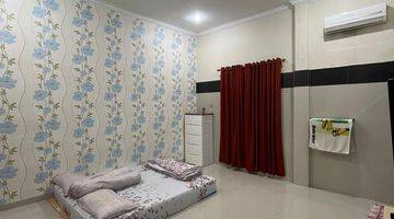 Gambar 2 rumah 3 lantai furnished jalan pukat banting 1 medan