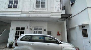 Gambar 2 rumah 2 lantai lebar 5 meter dalam komplek Furnished Jalan Seser Tempuling Medan Krakatau Pancing