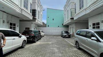 Gambar 3 rumah 2 lantai lebar 5 meter dalam komplek Furnished Jalan Seser Tempuling Medan Krakatau Pancing