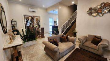 Gambar 3 Rumah Villa Full Furnish Daerah Gatsu Manhattan Medan Cantik