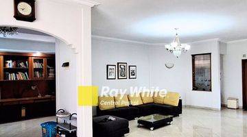 Gambar 5 Rumah Luxury Dago Asri Bandung