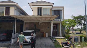 Gambar 1 Rumah Greenhill Citraland Utara Surabaya