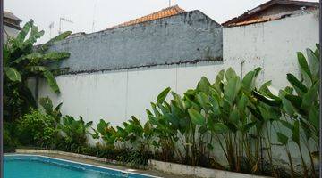 Gambar 1 A 2 Storey 6BR With Swimming Pool At Kemang Jakarta Selatan