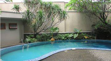 Gambar 2 A 2 storey, 4 bedroom, stand alone house located in Pondok Indah, Jakarta with 4 bathrooms and a pool.