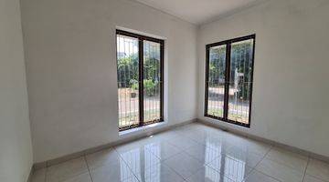 Gambar 4 Rumah Dijual Discovery Bintaro Akses Mudah Jalan Utama , 13096