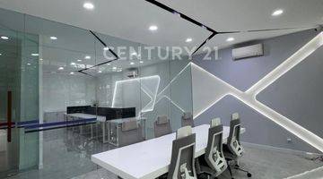 Gambar 4 Ruko Fully Furnished Siap Pakai Untuk Kantor Di Sektor 7 Bintaro