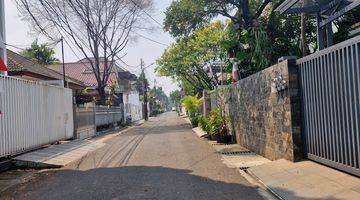 Gambar 1 Rumah Tingkat Lt 2 HUK Darmawangsa, Kebayoran Baru, Jaksel 