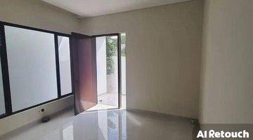 Gambar 3 Dijual Rumah Woodland Minimalis Strategis