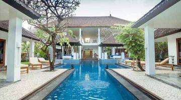 Gambar 1 Luxury Villa 7 BR Hitung Tanah Dekat Umalas Bumbak Kerobokan Bali