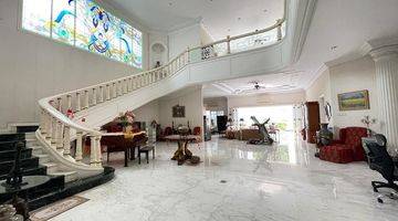 Gambar 4 Rumah Mewah Full Furnished di Menteng Dijual Cepat Saja!