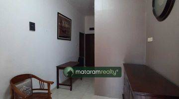 Gambar 2 Mr 063353 Disewakan Rumah 2lt Didalam Perum Dekat Uty, Jcm Mall