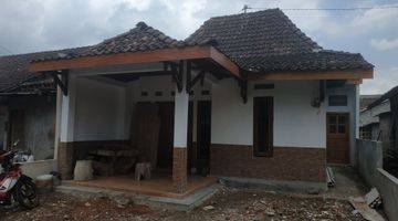 Gambar 1 Dijual Rumah 1 Lantai Area Pedesaan Dekat Kampung Flory