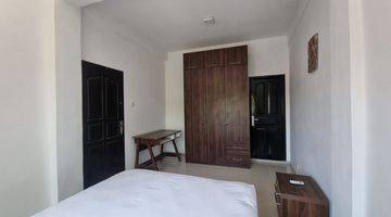 Gambar 5 Villa 3 Lantai di Jl. Kunti Dekat Pantai