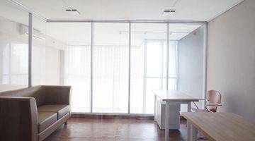 Gambar 4 Ruang Kantor Full Furnished Siap Pakai Bebas Ganjil Genap Free Overtime 