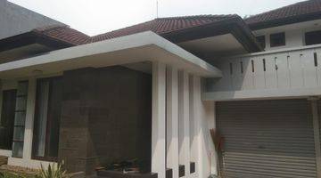 Gambar 1 Beautiful house at Permata Hijau, Available for Lease