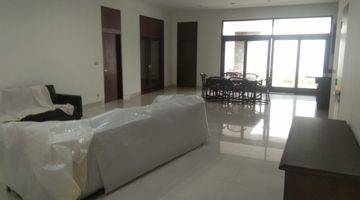 Gambar 4 Beautiful house at Permata Hijau, Available for Lease