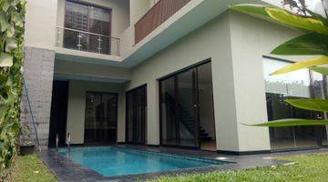 Gambar 1 Luxury house in Kemang area ready