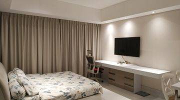 Gambar 3 Kemang Village Tower Intercon Studio Type Furnished With Balcony