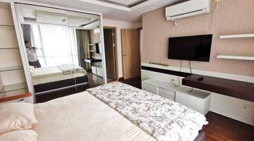 Gambar 3 Apartment Kemang Village Infinity 2 BR Furnished Private Lift