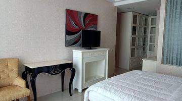 Gambar 4 Kemang Village Tower Tiffany 3 Bedroom Furnished Private Lift