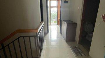 Gambar 4 Rumah Townhouse Cosmo Park Di Atas Mall Thamrin City