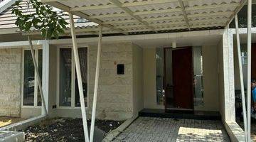 Gambar 1 Rumah Semi Furnished Northwest Park Lake Citraland Surabaya Barat