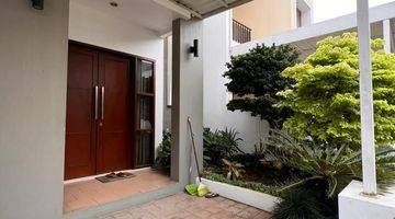 Gambar 2 Rumah 2lt dalam Townhouse semi furnish di Kebagusan,Jaksel