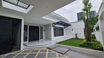 Gambar 1 Rumah Mewah Modern Classic di Cilandak,Jaksel