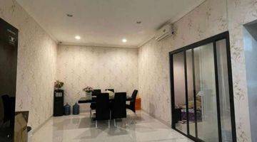 Gambar 4 Dijual rumah semi furnish dalam komlplek di Ciputat timur