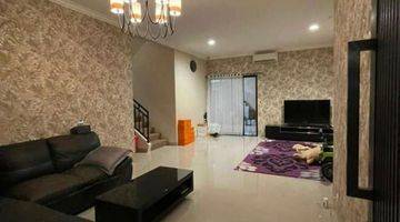 Gambar 5 Dijual rumah semi furnish dalam komlplek di Ciputat timur