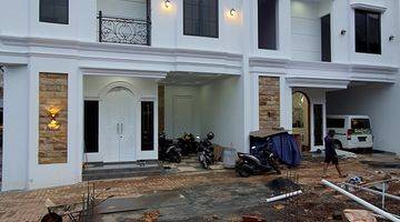 Gambar 5 Rumah 2lt ready stock dalam cluster di Jagakarsa,Jaksel