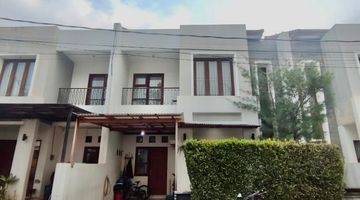 Gambar 1 Rumah 2lt Semi Furnish Dalam Cluster Di Kebagusan,jakarta Selatan